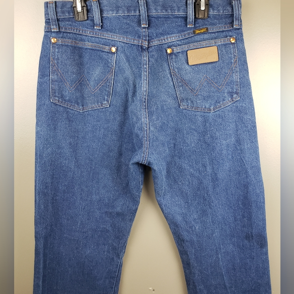 Vintage Wrangler Mens Cowboy Jeans 35x32 Has Wear